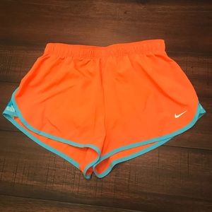 Nike Tempo Shorts Dri-Fit Orange Turquoise